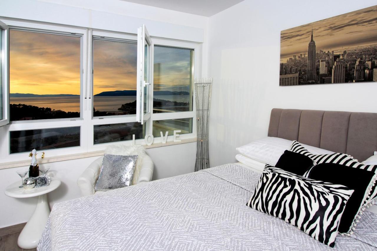 New Penthouse 150 M2 With Private Jacuzzi, Beautiful Sea, City And Island View *